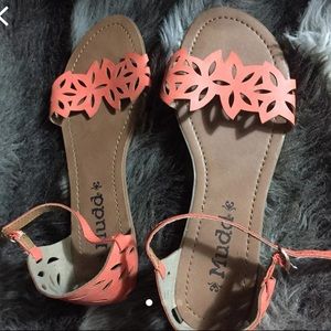 Mudd sandals